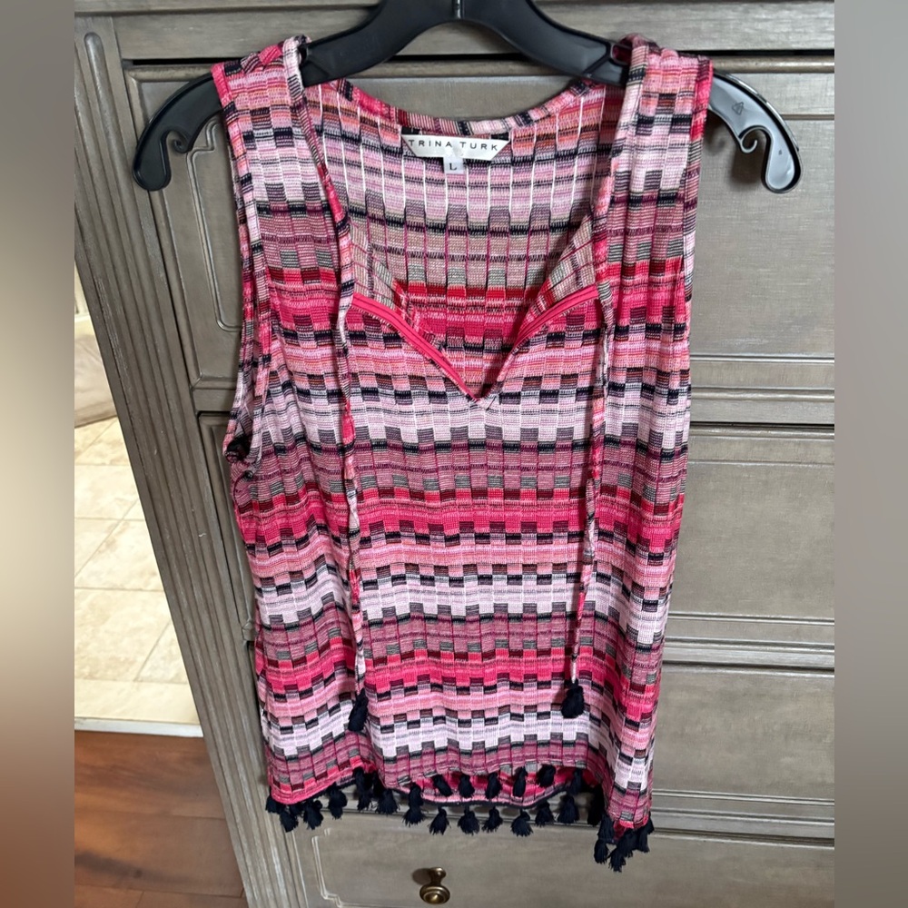 Trina Turk Women's Pink and Black Patterned Top
